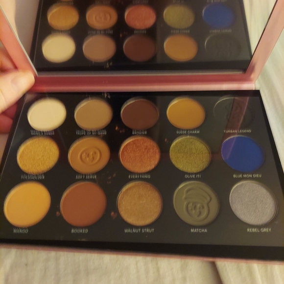 Patrick Starr Visionary eyeshadow pallet - Picture 3 of 4
